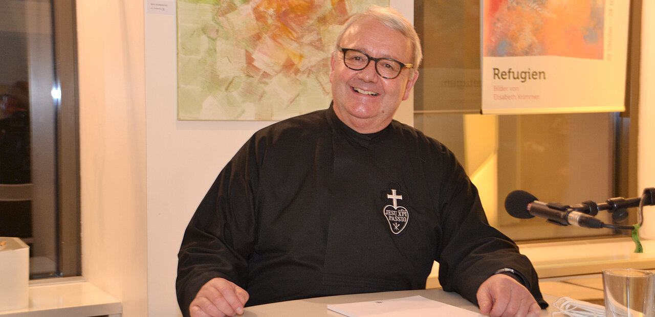 Pater Anton Lässer ist ehemaliger Betreiber einer Diskothek