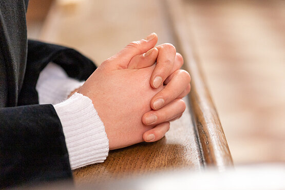 Bei der Maria-Namen-Feier im Stephansdom kam Herr Kaps mit der Dame, die neben ihm saß, ins  Gespräch. 