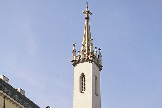 Die gotische Kirche wurde im Barock mit der Hofburg verbunden.