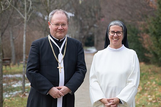 Priorin Schwester Franziska Madl wurde zur Vorsitzenden der Österreichischen Ordenskonferenz gewählt. Ihr Stellvertreter ist Propst Anton Höslinger. 