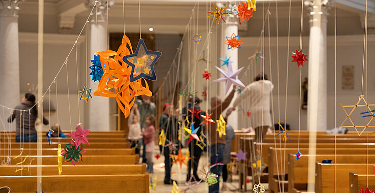 Der Sternenhimmel in der Inzersdorfer Kirche. 
