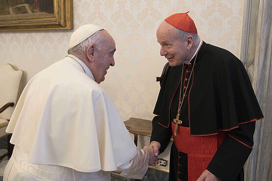 Kardinal Christoph Schönborn zu Besuch bei Papst Franziskus. 