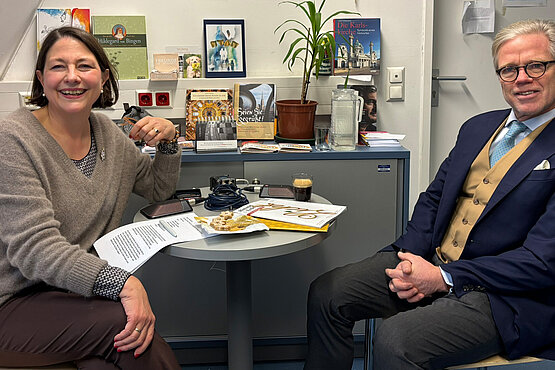 Mürbteigsterne schmecken Christoph Köchert im Advent besonders gut und erinnern auch an die legendären Sisi-Sterne.