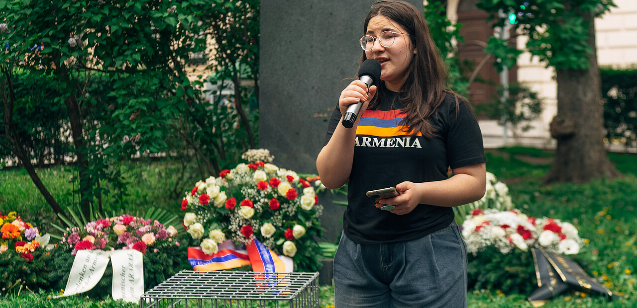 Erinnerungskultur am Denkmal von Franz Werfel. Der österreichische Autor thematisierte mit den Nationalepos „Die vierzig Tage des Musa Dagh“ den Völkermord am armenischen Volk.