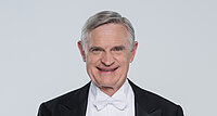 Zwischen Dancing Stars und Life-Ball: Thomas Schäfer-Elmayer ist viel unterwegs.