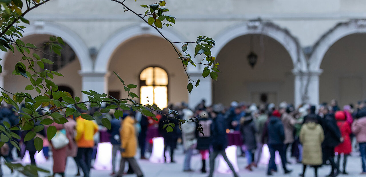 Das Erzbischöfliche Palais, welches bereits 1276 erstmals urkundlich erwähnt wurde, hat schon viele Wiener Erzbischöfe gesehen. 