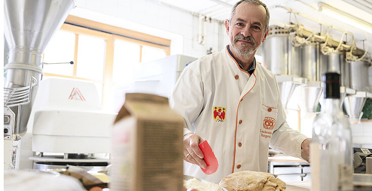Clemens Waldherr hat das Bäckerhandwerk mit viel Leidenschaft gelernt.