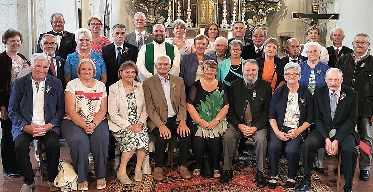 Zellerndorf: Besonderer Hochzeitstag für 14 Paare KW30/2024