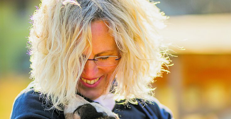 Ziegenbäuerin mit großer Liebe zu Tradition: Roswitha Müllner-Balon.
