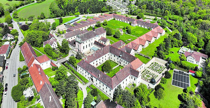 Die Kartause Mauerbach beheimatet das Informations- und Weiterbildungszentrum Baudenkmalpflege des Bundesdenkmalamtes. Am Tag des Denkmals werden Handwerkstechniken gezeigt.