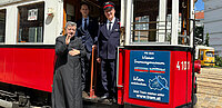 Pfarrer Jan Soroka, Tram Museum-Geschäftsführer Patrick Portele und Tram-Fahrer Michael Kral. 
