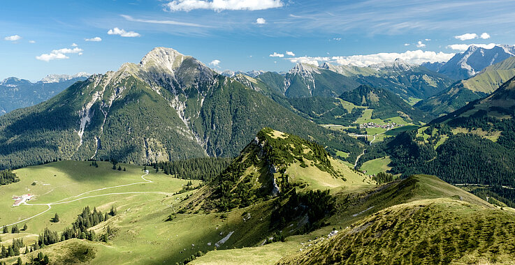 Die Lechtaler Alpen bei Landeck.