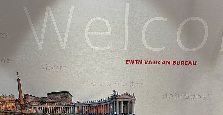 Begrüßungsschild im Eingang von EWTN