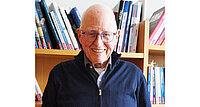 Krönung eines Lebenswerks: Josef Gelmi schrieb "Die" Papst-Geschichte der Gegenwart.