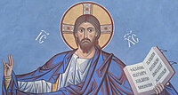 „Christus ist das Licht der Völker. Darum ist es der dringende Wunsch dieser im Heiligen Geist versammelten Heiligen Synode, alle Menschen durch seine Herrlichkeit, die auf dem Antlitz der Kirche widerscheint, zu erleuchten, indem sie das Evangelium allen Geschöpfen verkündet (vergleiche Markusevangelium 16,15).“