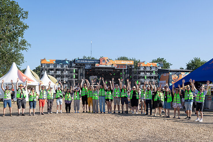 Das Team der Festivalseelsorge am Donauinselfest 2025. 