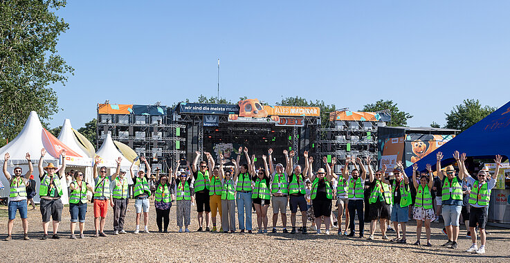 Das Team der Festivalseelsorge am Donauinselfest 2025. 