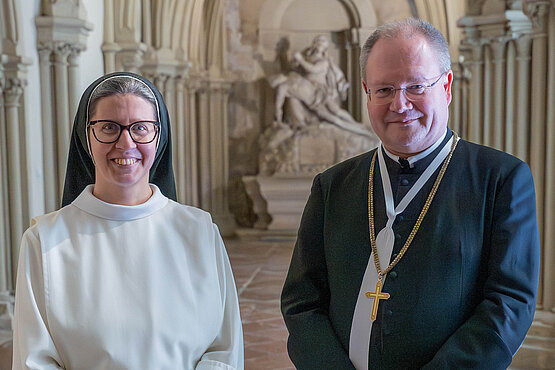 Priorin Franziska Madl und Propst Anton Höslinger leiten als Vorsitzende die Österreichische Ordenskonferenz. 