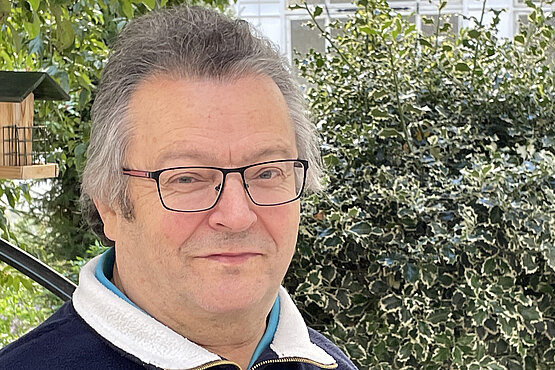 Franziskaner Josef Hofbauer wurde vor zehn Jahren  von Kardinal Christoph Schönborn zum Ständigen Diakon geweiht.