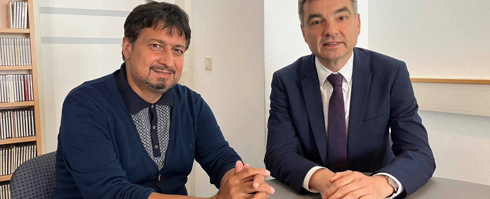 Den Auftakt der radio klassik Sommergespräche macht Wolfgang Peschorn (rechts) mit Stefan Hauser (links).