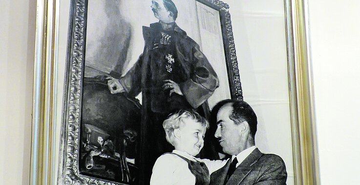 Karl Habsburg-Lothringen mit seinem Großvater