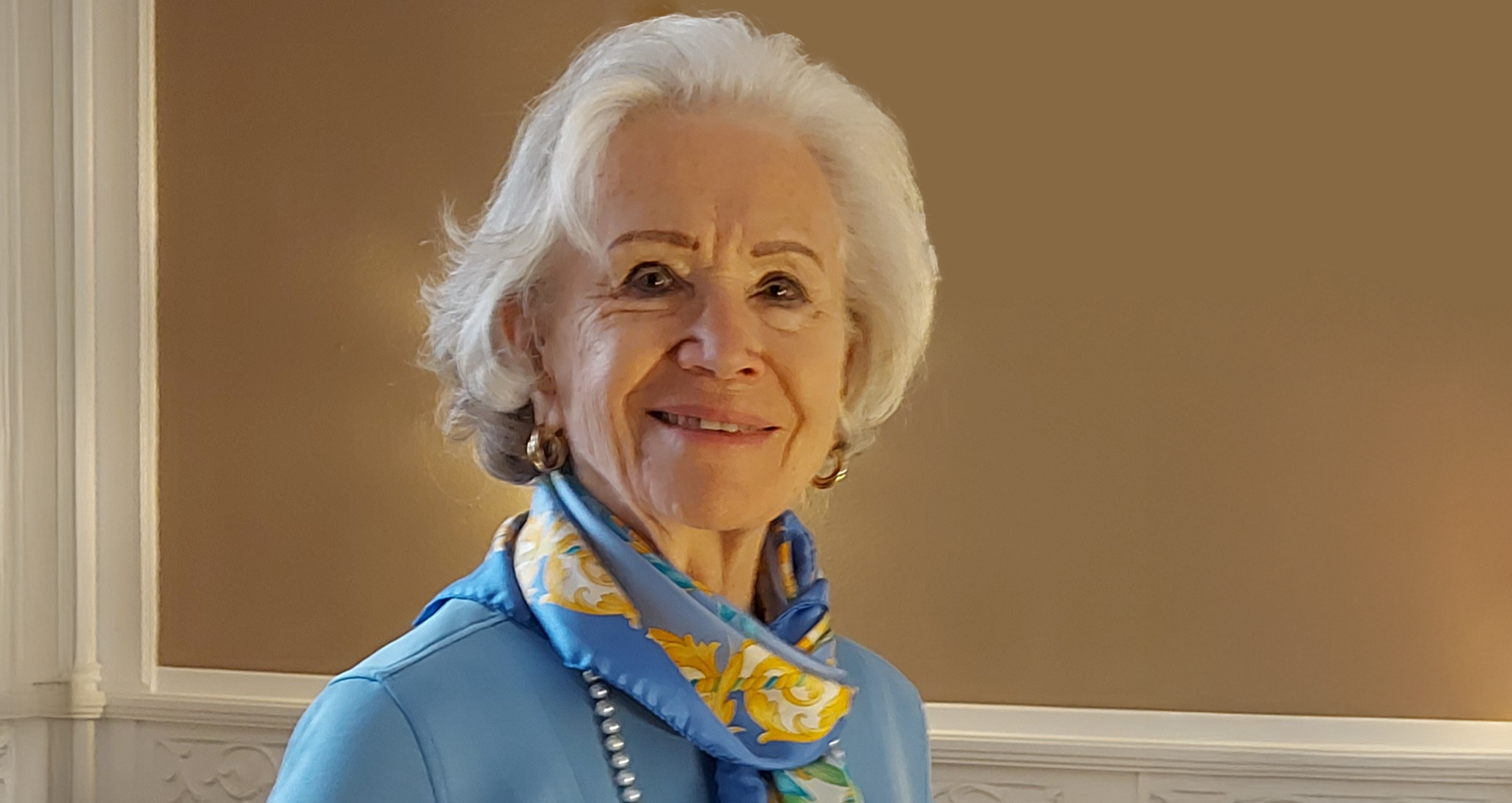 Ingrid Donharl hat sich viele Jahre in  Sankt Anna im 14. Bezirk engagiert. Jetzt lebt sie in Baden, wo sie ihren früheren Pfarrer Clemens Abrahamowicz wiedergetroffen hat.