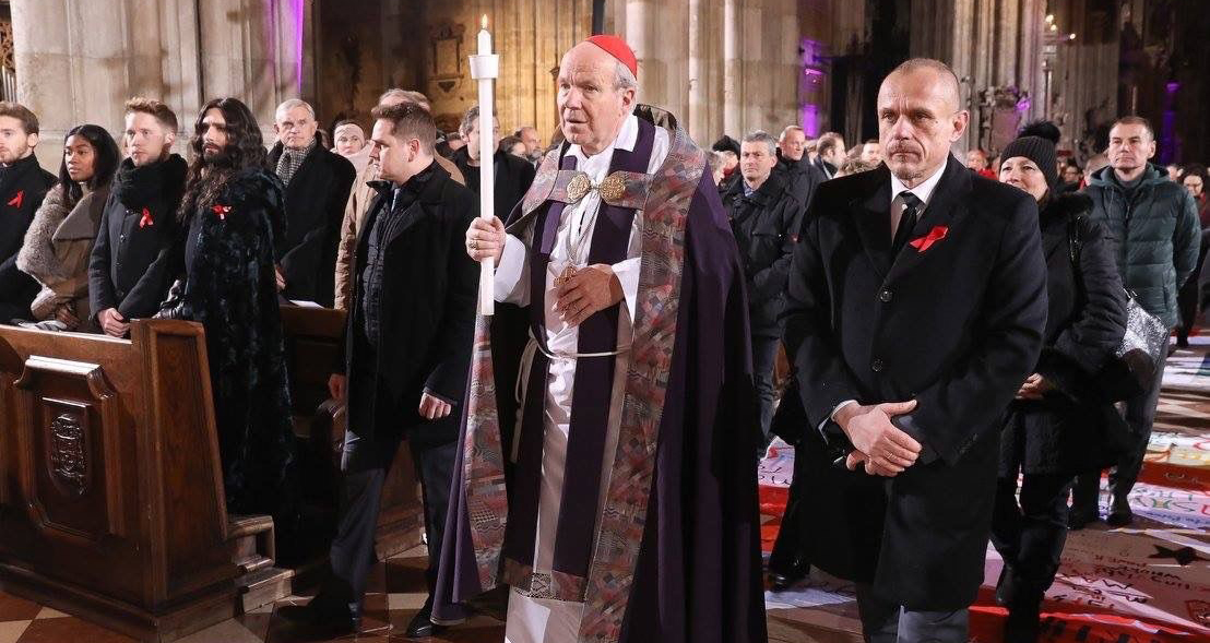 Kardinal Schönborn und Gery Keszler bei einer Messe im Stephansdom 2017.